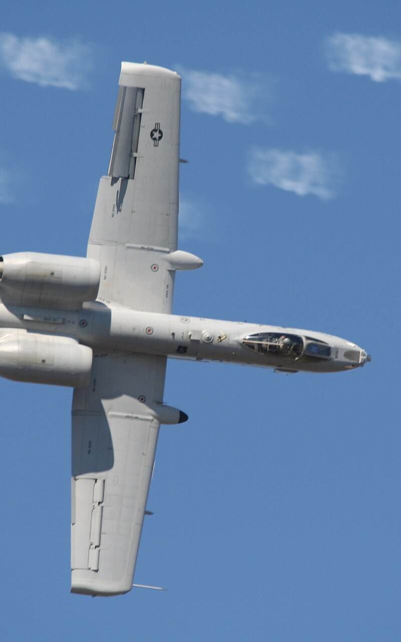  - Twin-engine aircraft