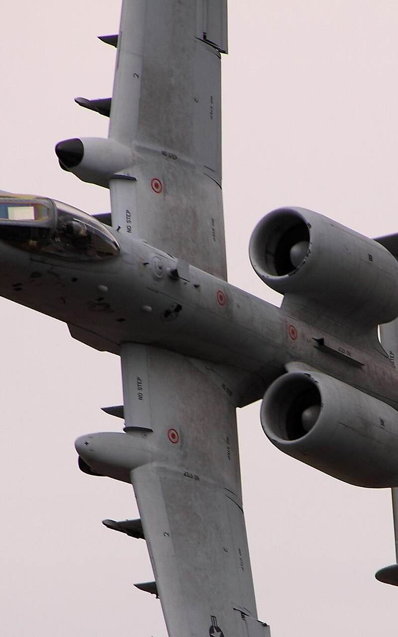  - Twin-engine aircraft