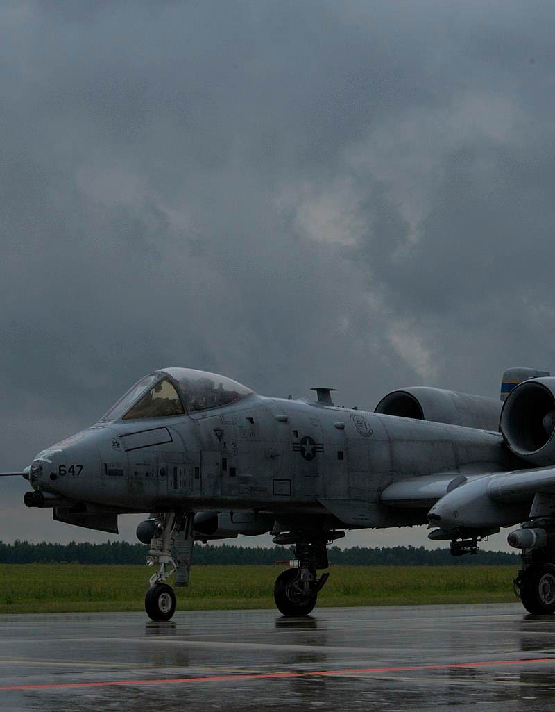  - Twin-engine aircraft