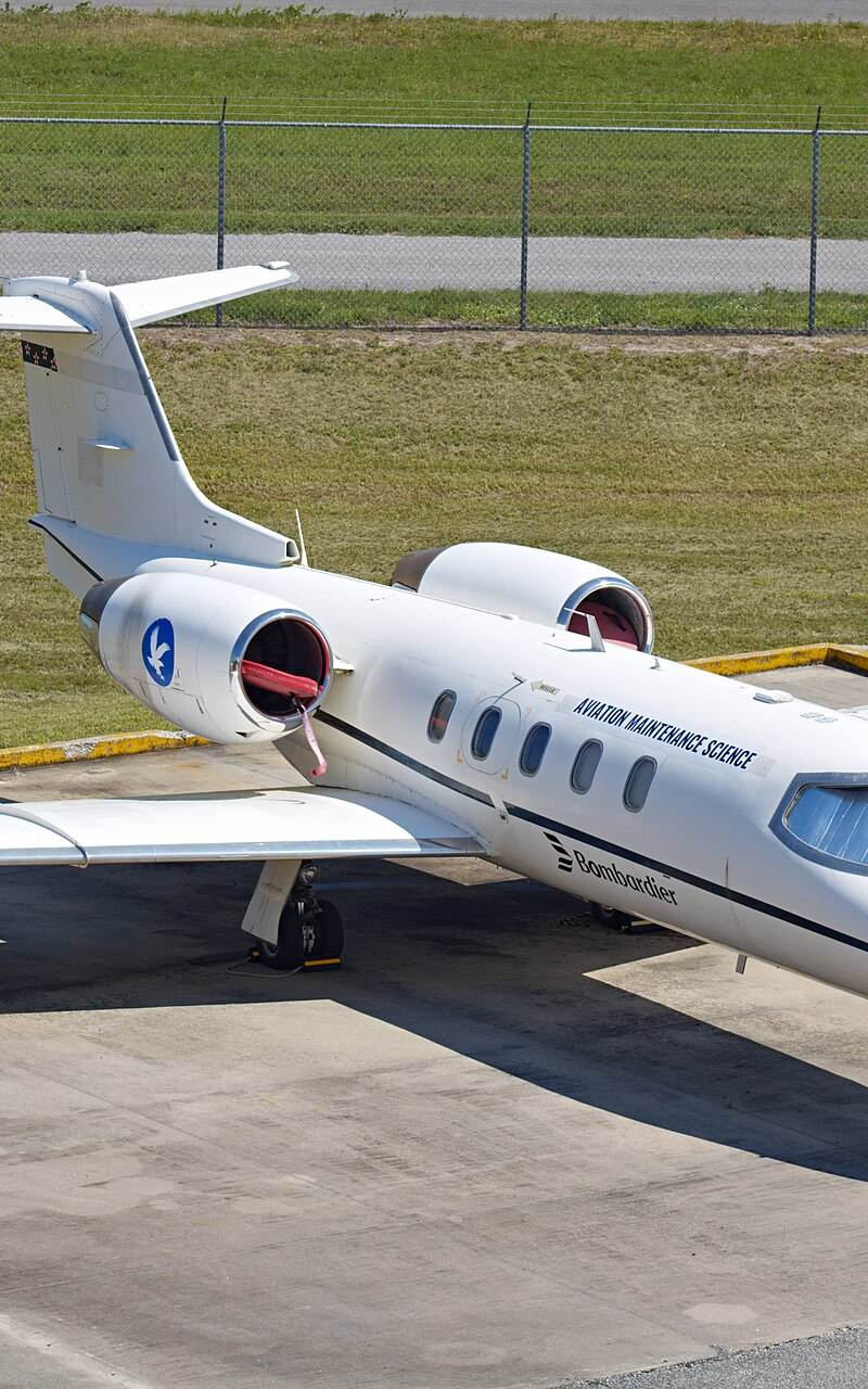  - Business jet