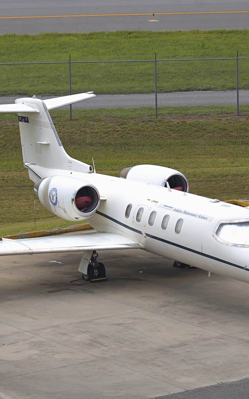  - Business jet