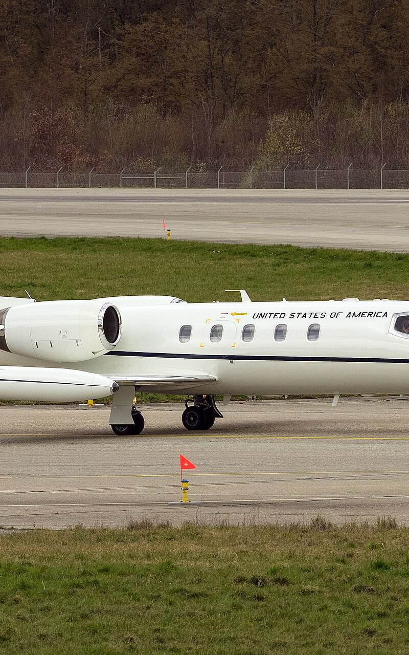  - Business jet