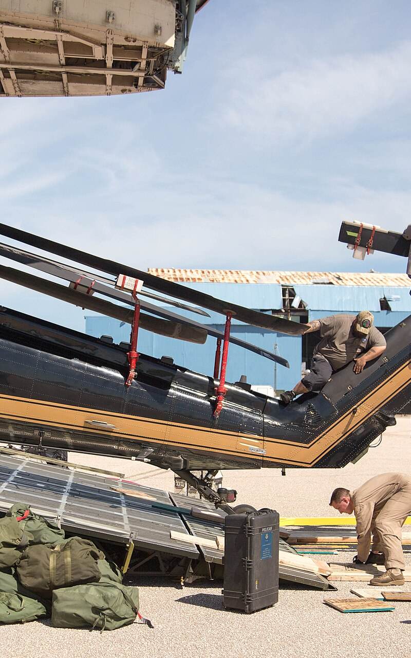  - Helicopter