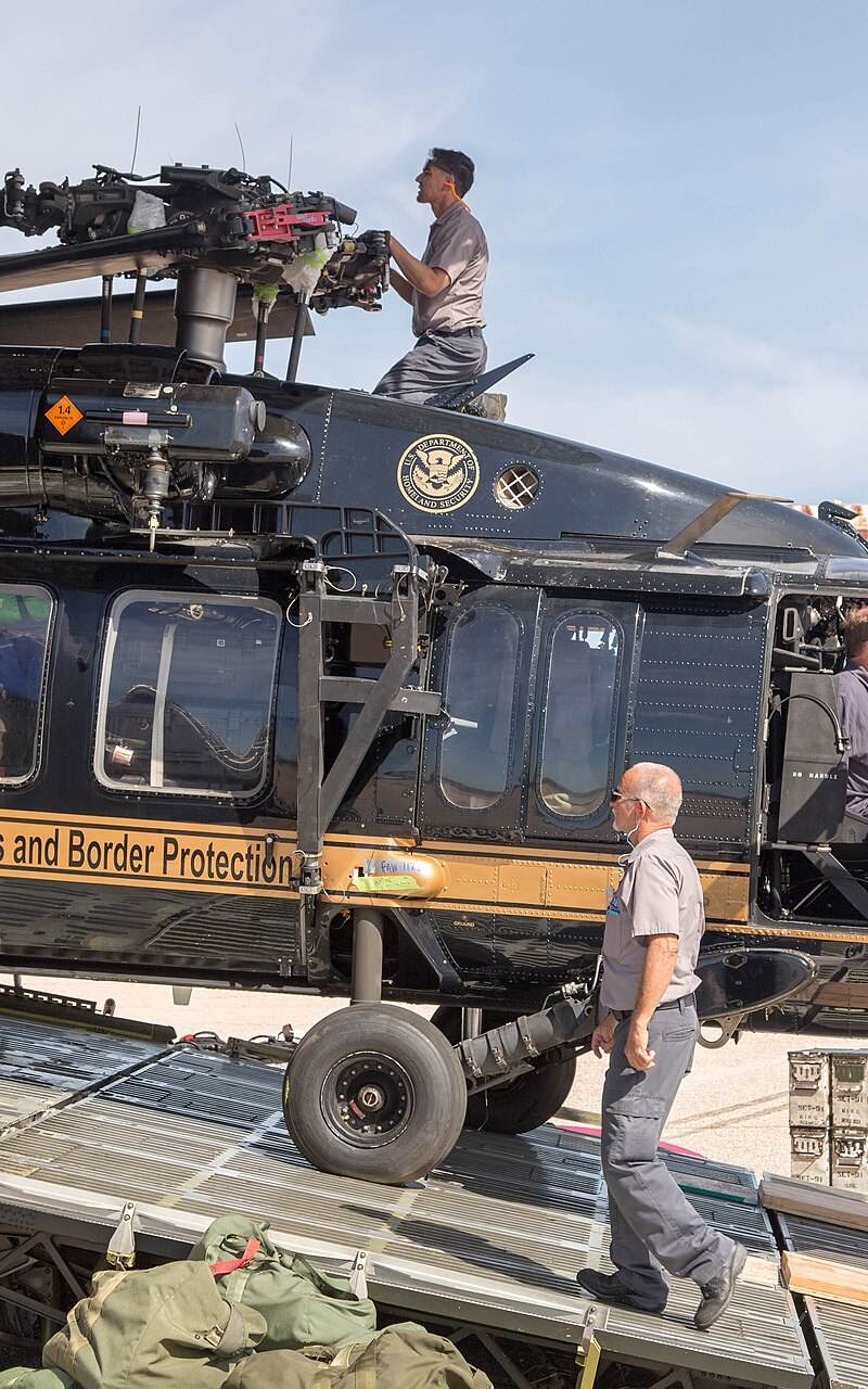 - Helicopter