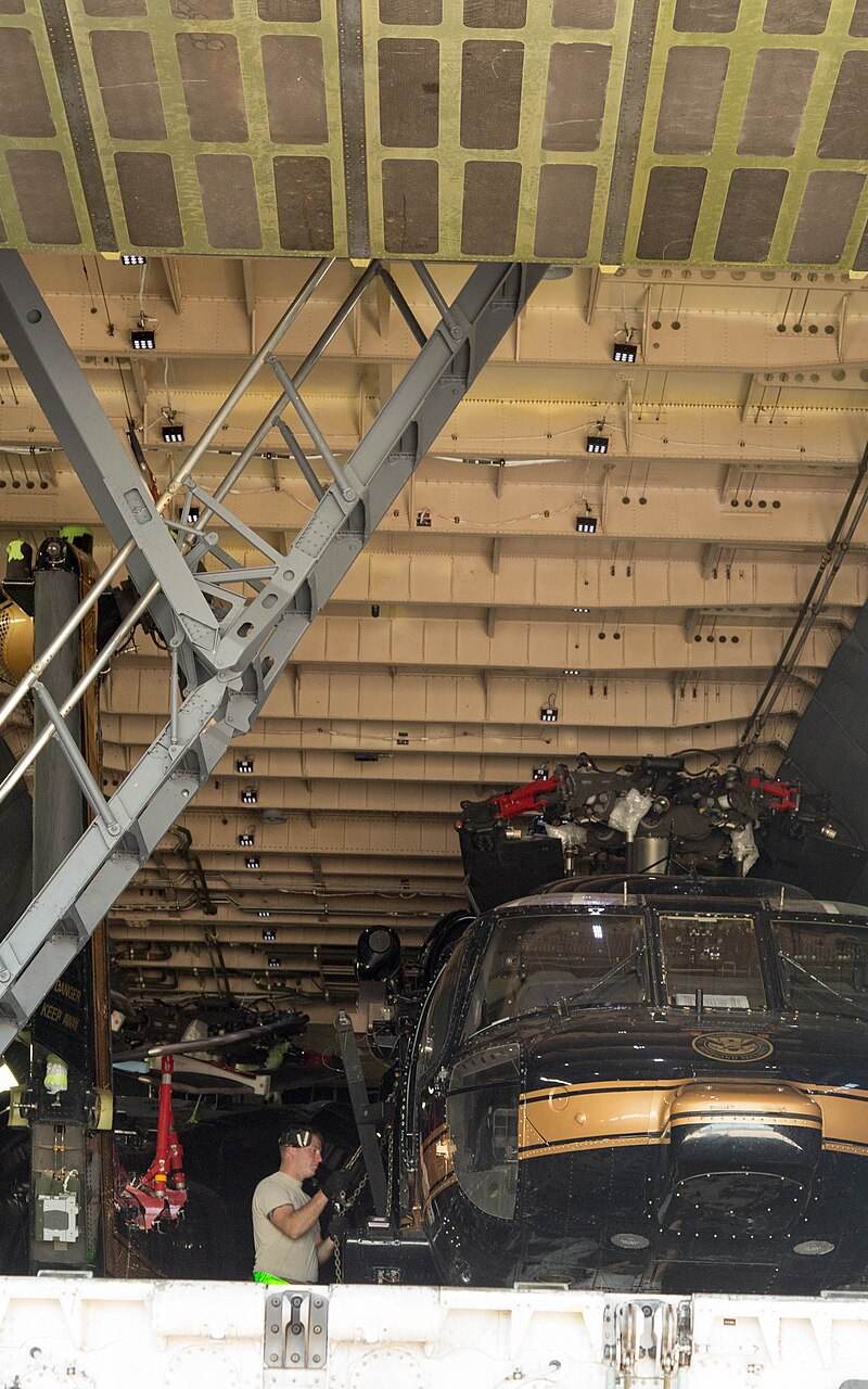  - Helicopter