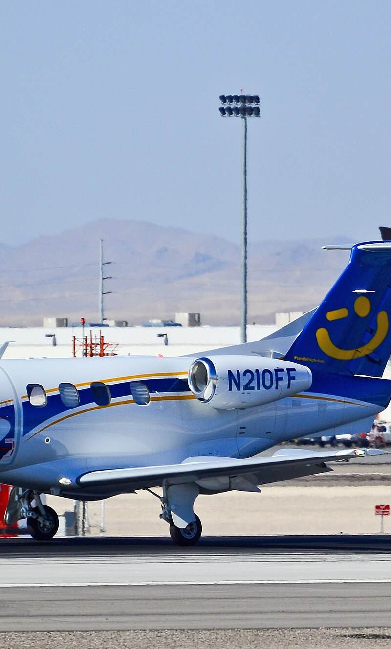 N210FF - Business jet