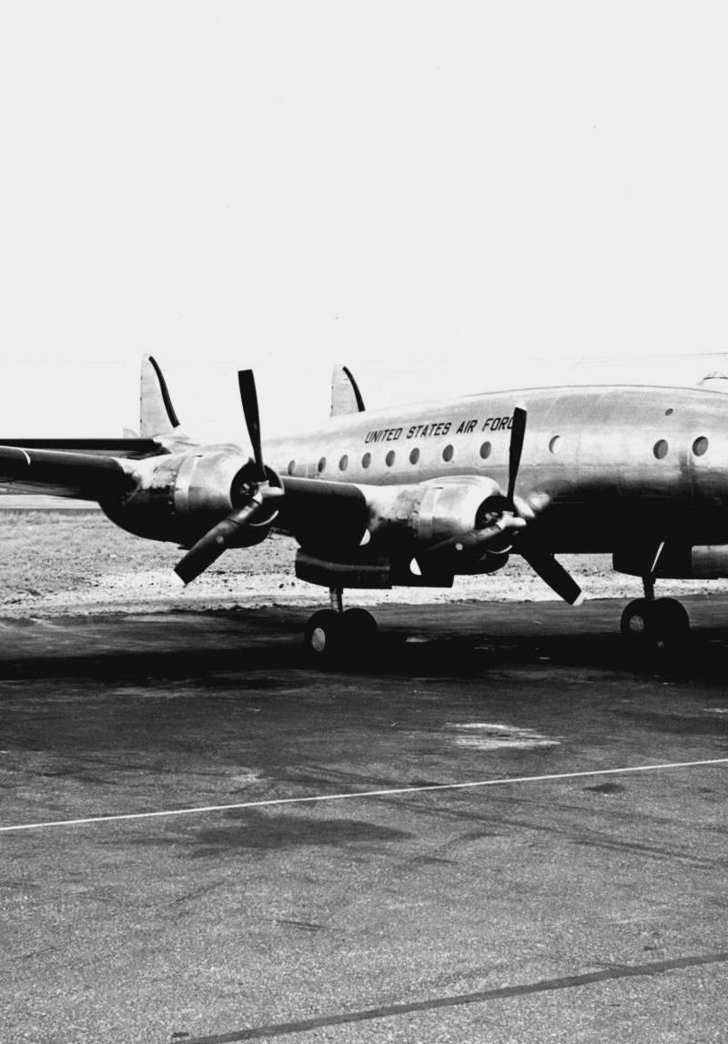 N422NA - Lockheed