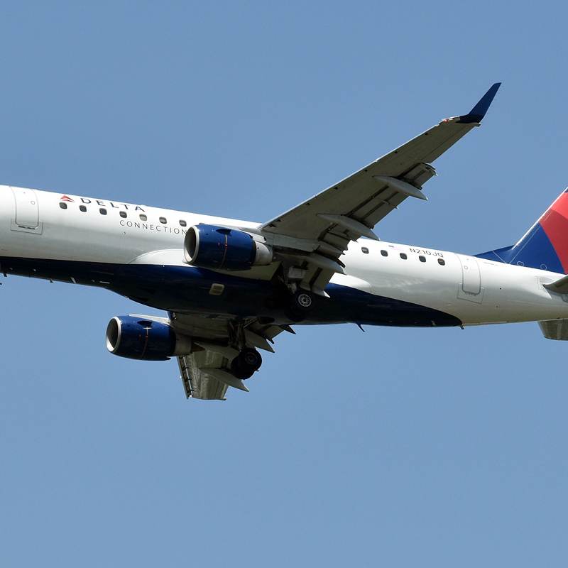 N210JQ - Twin-engine aircraft