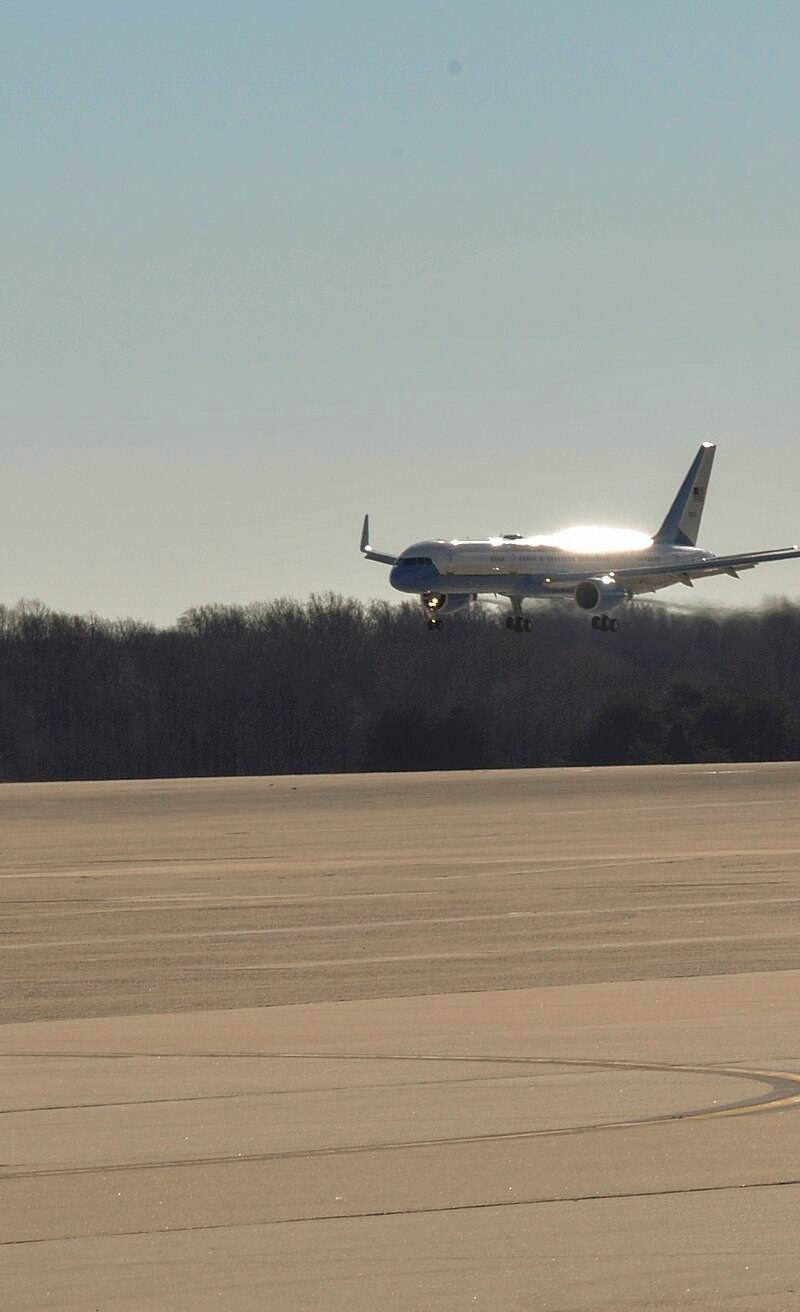  - Twin-engine aircraft