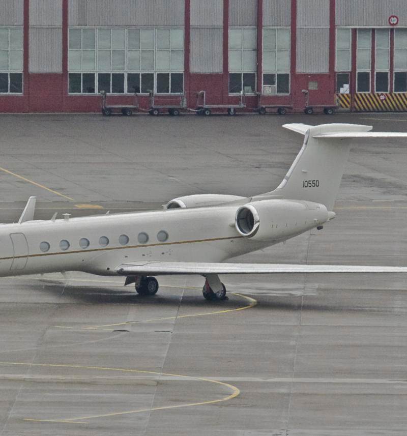  - Business jet