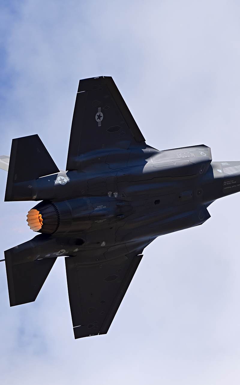  - Single-engine aircraft