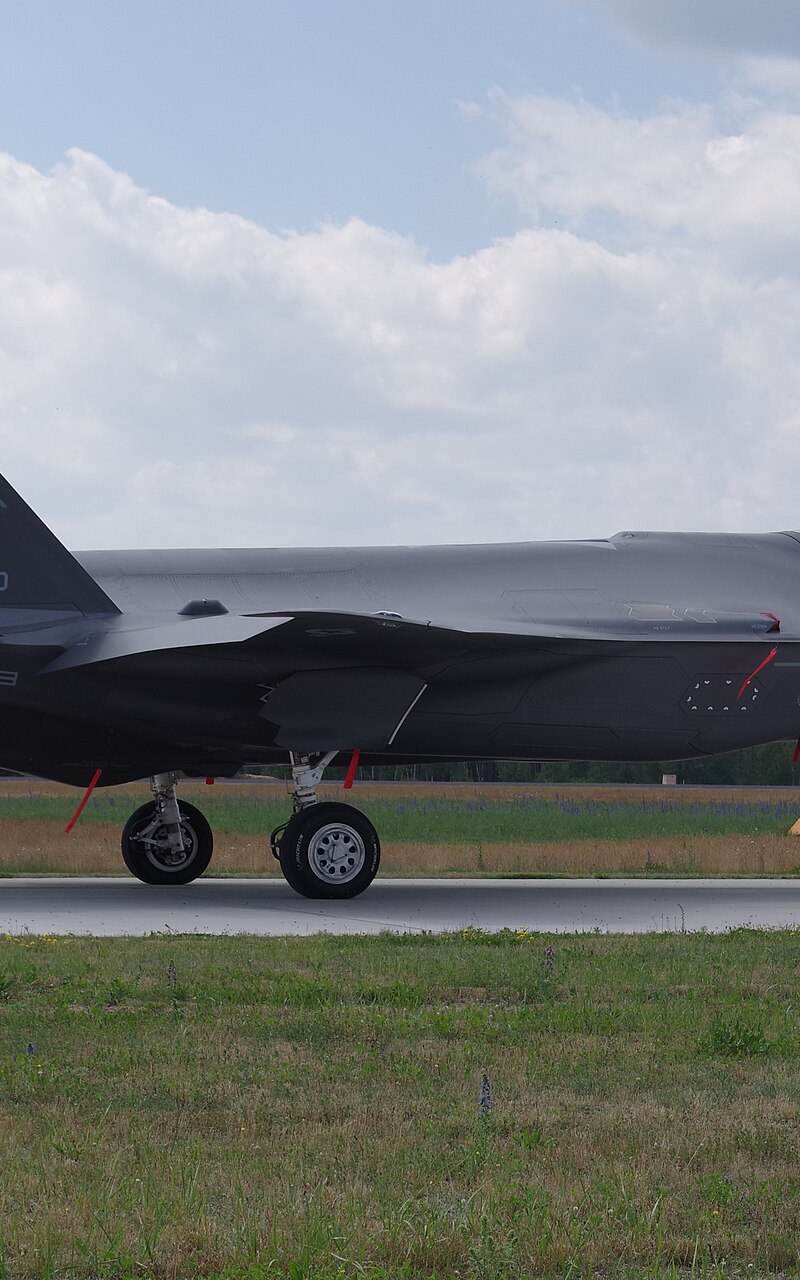  - Aircraft