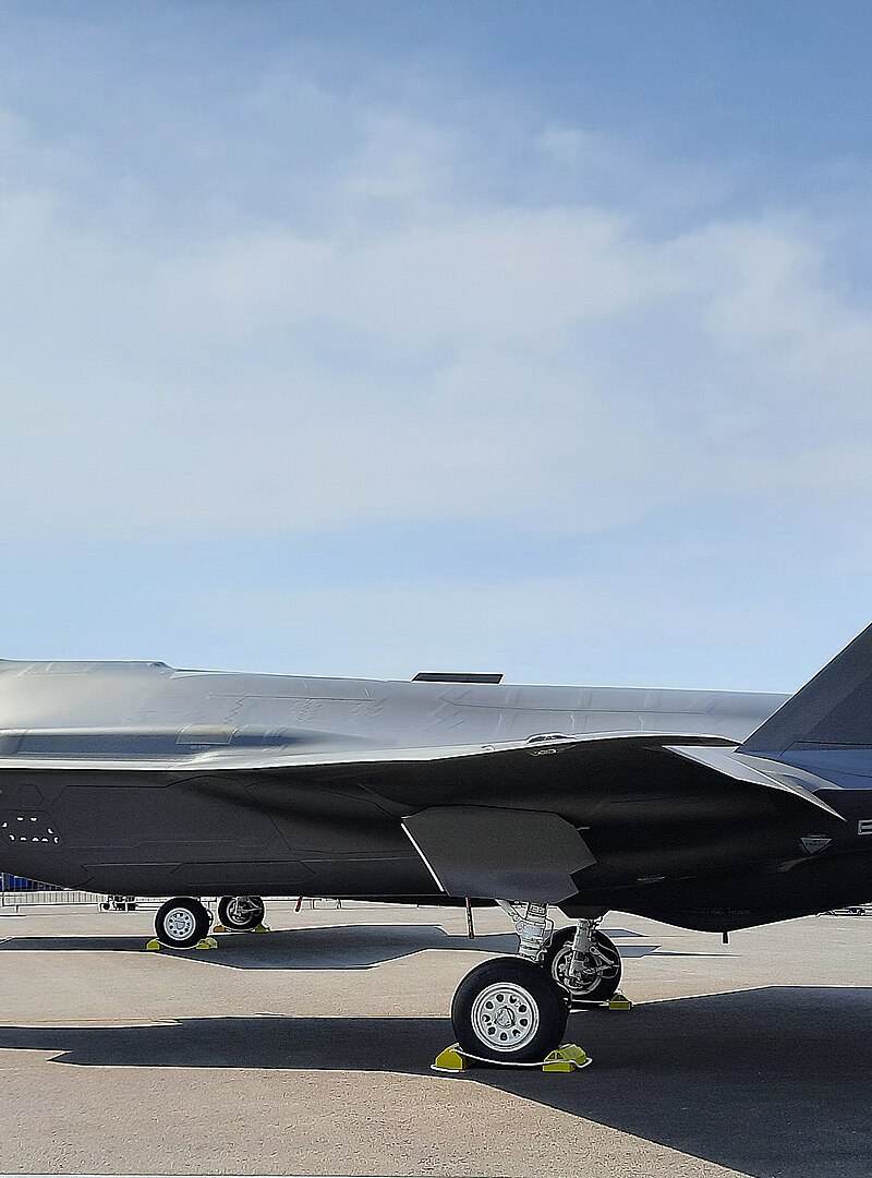  - Aircraft