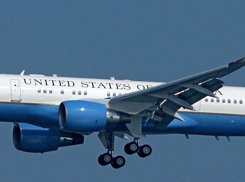  - Twin-engine aircraft