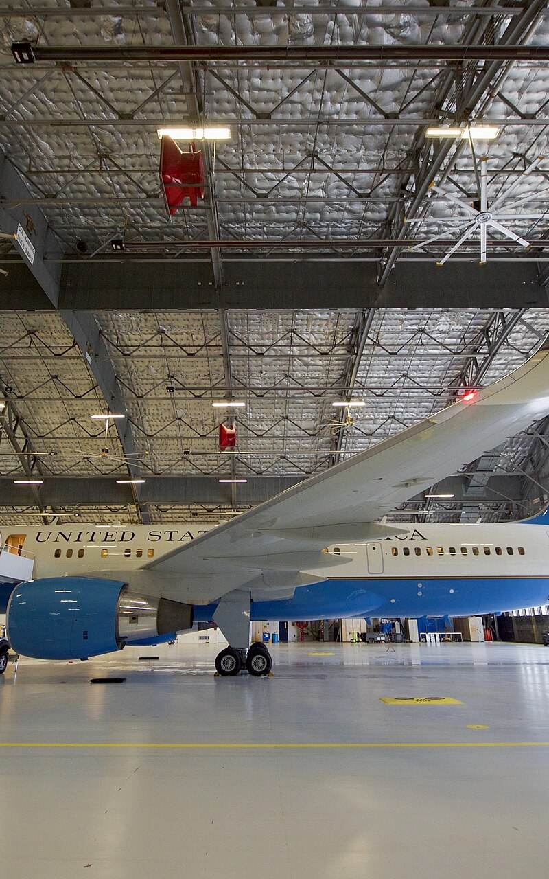  - Twin-engine aircraft