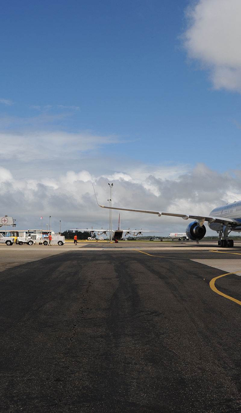 - Twin-engine aircraft