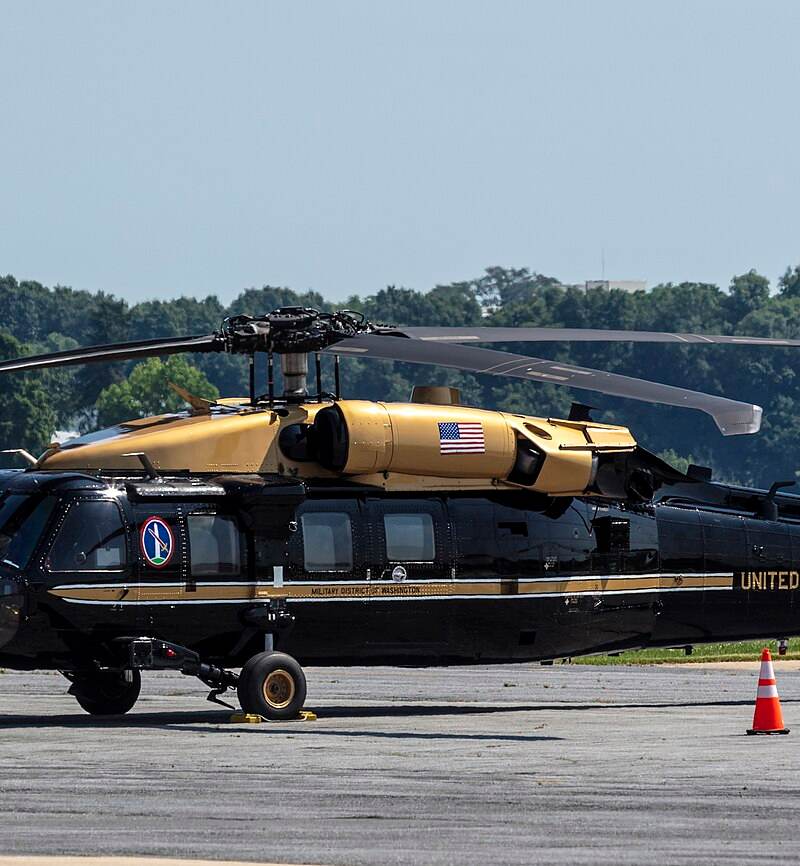  - Helicopter