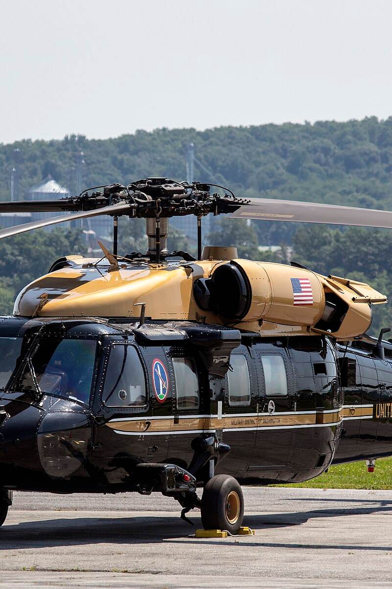  - Helicopter