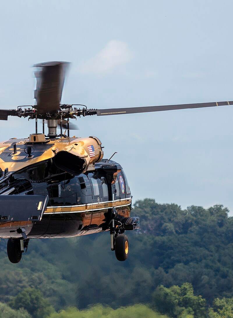  - Helicopter