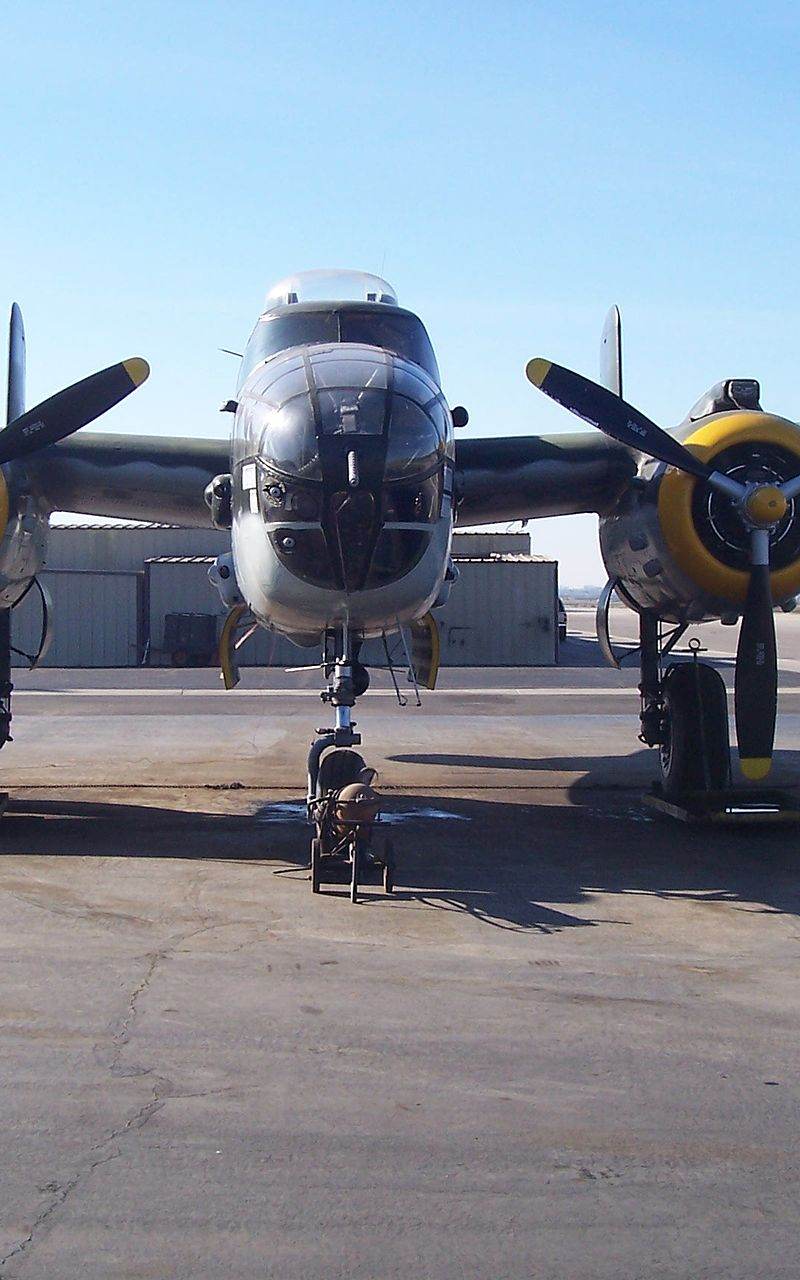  - Twin-engine aircraft