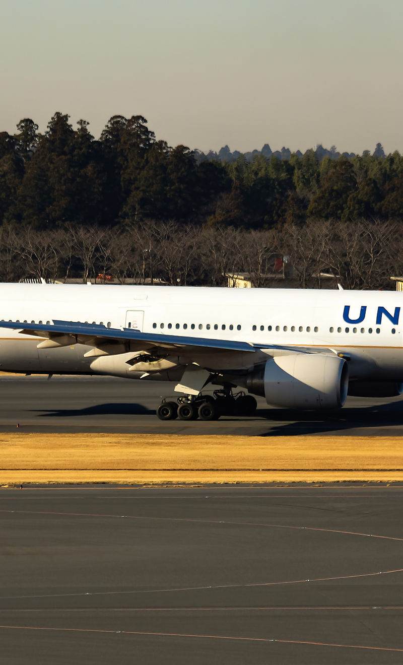 N211UA - Boeing