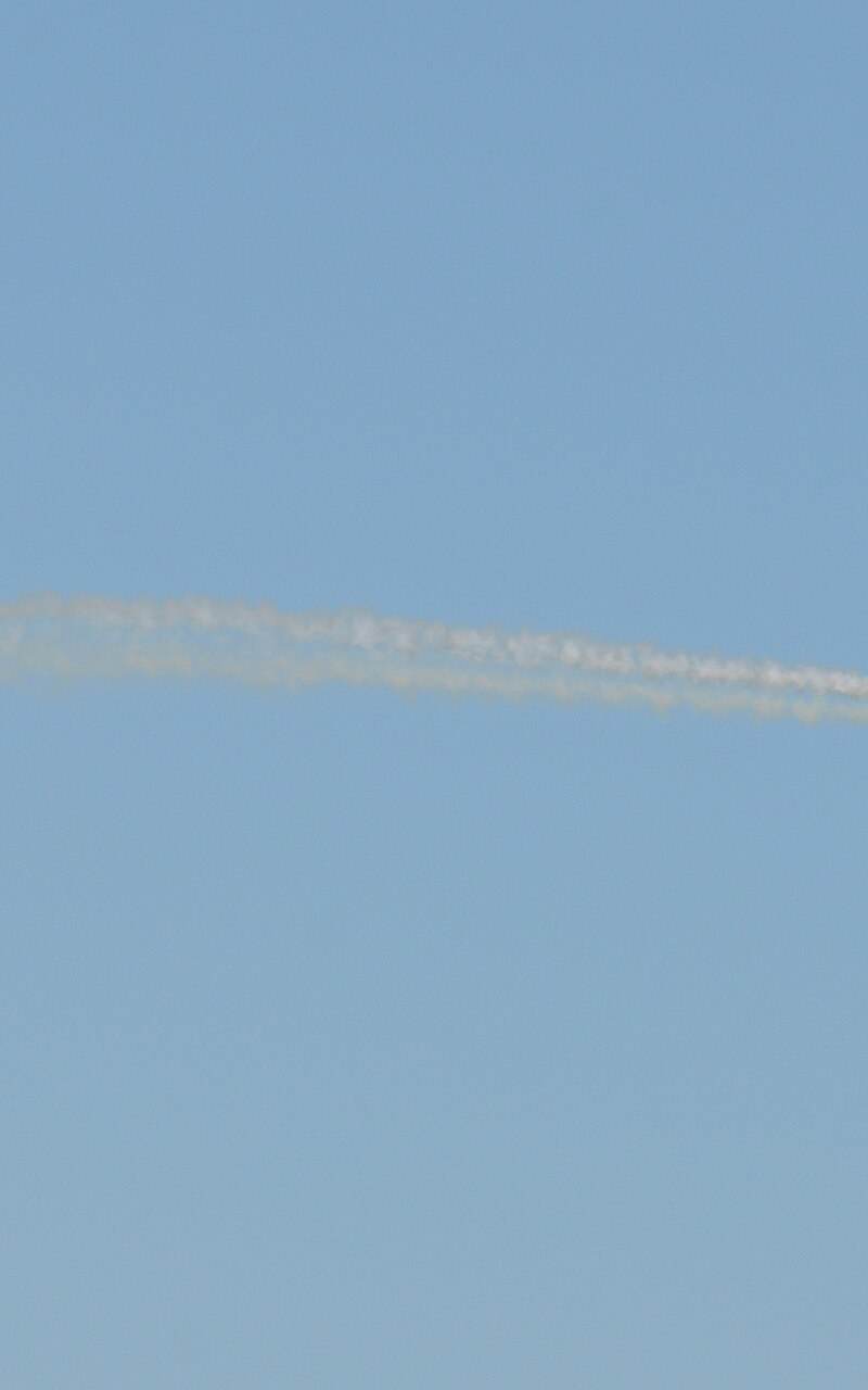  - Twin-engine aircraft