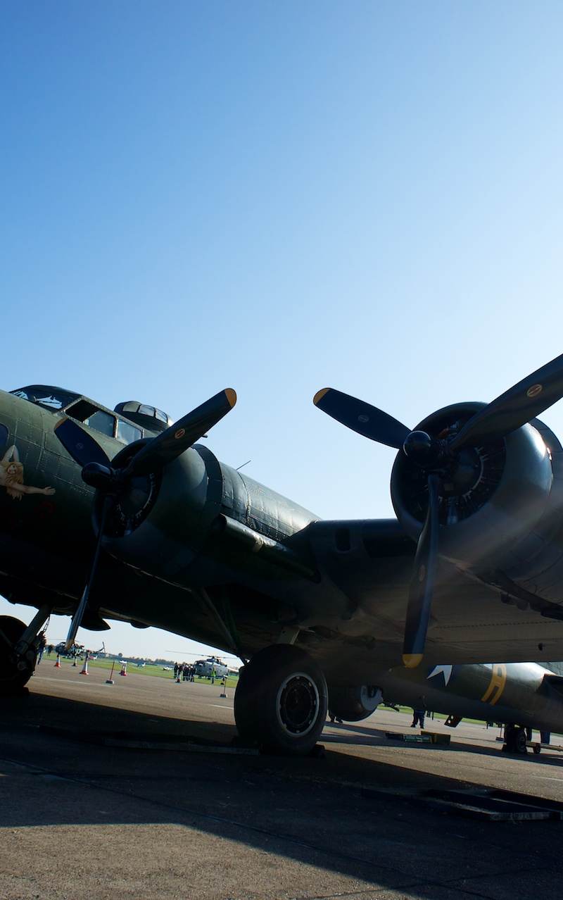  - Twin-engine aircraft
