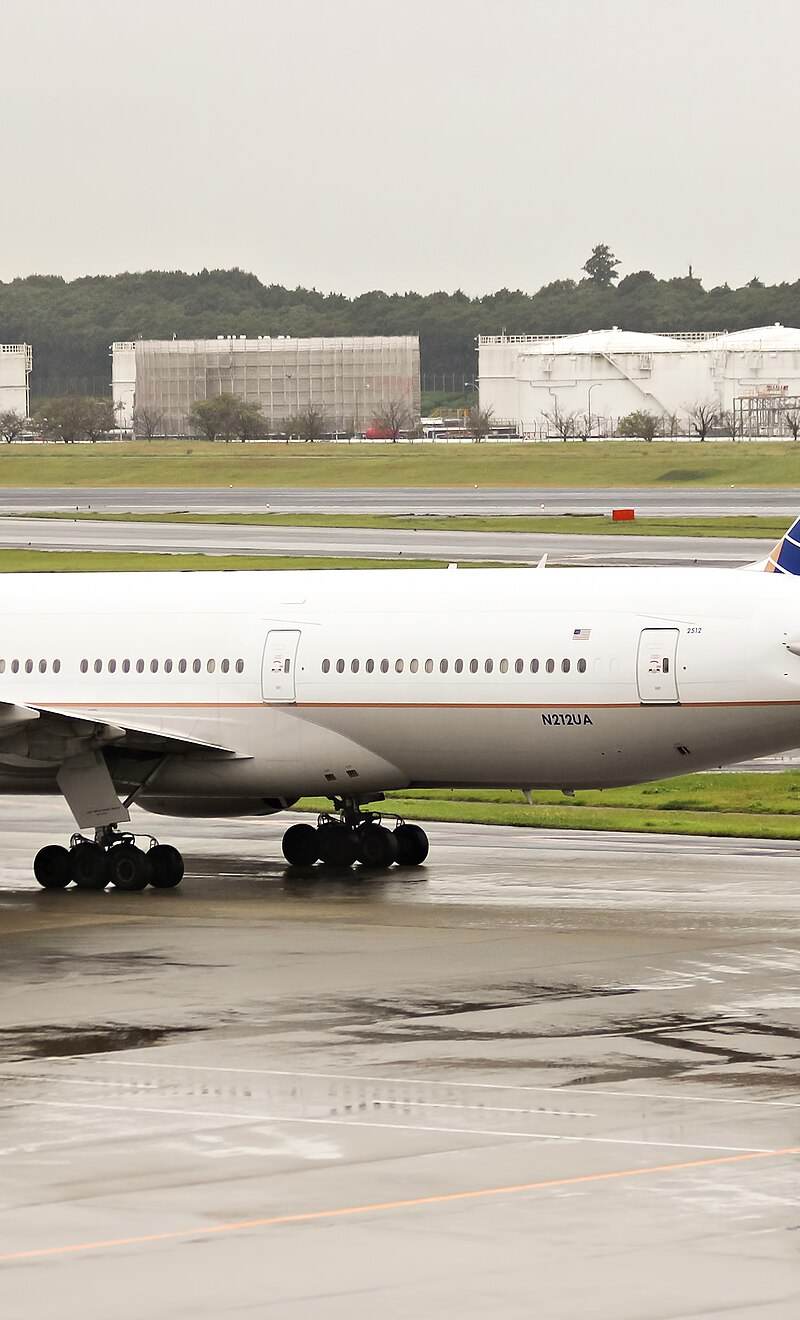 N212UA - Boeing