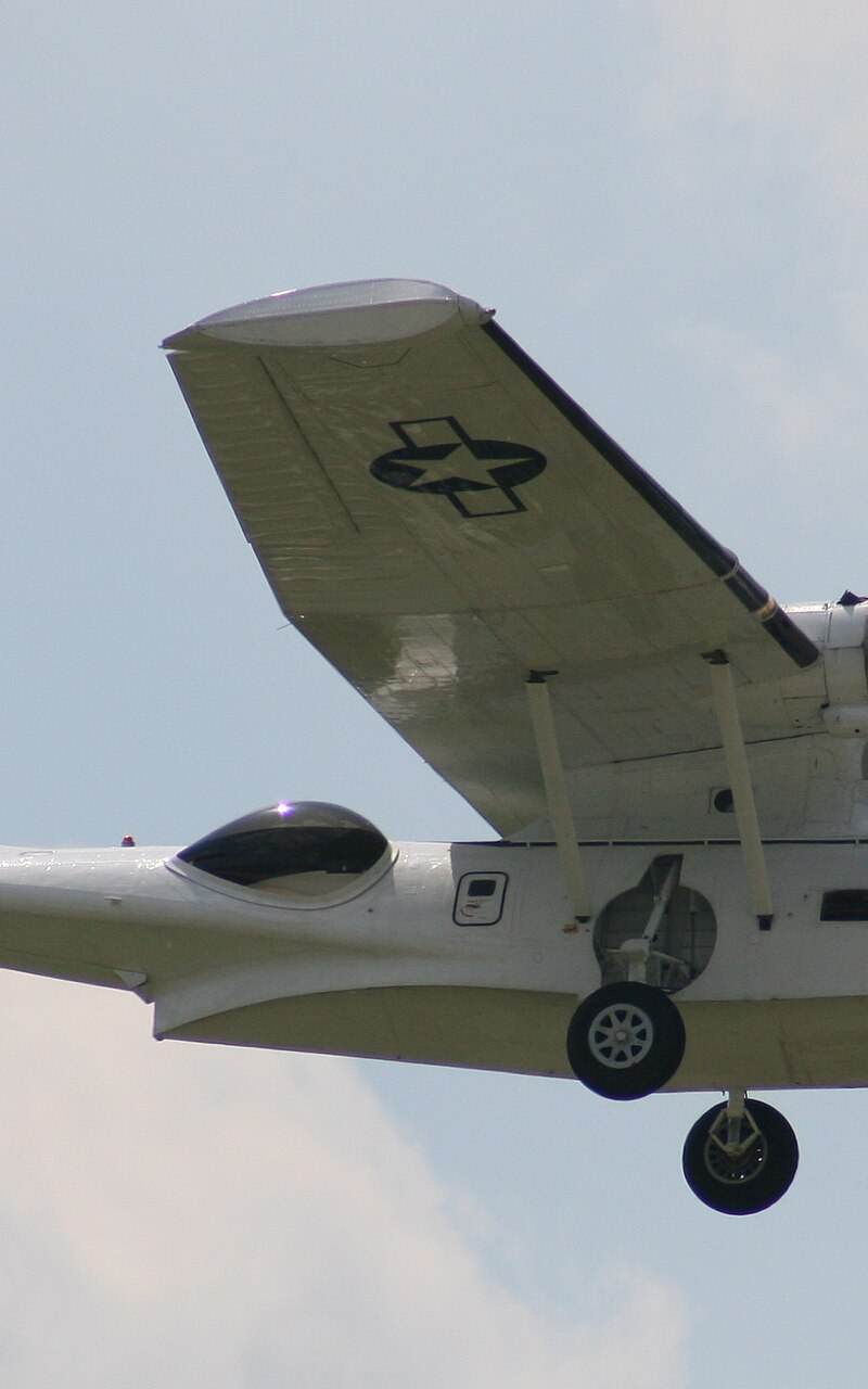  - Twin-engine aircraft