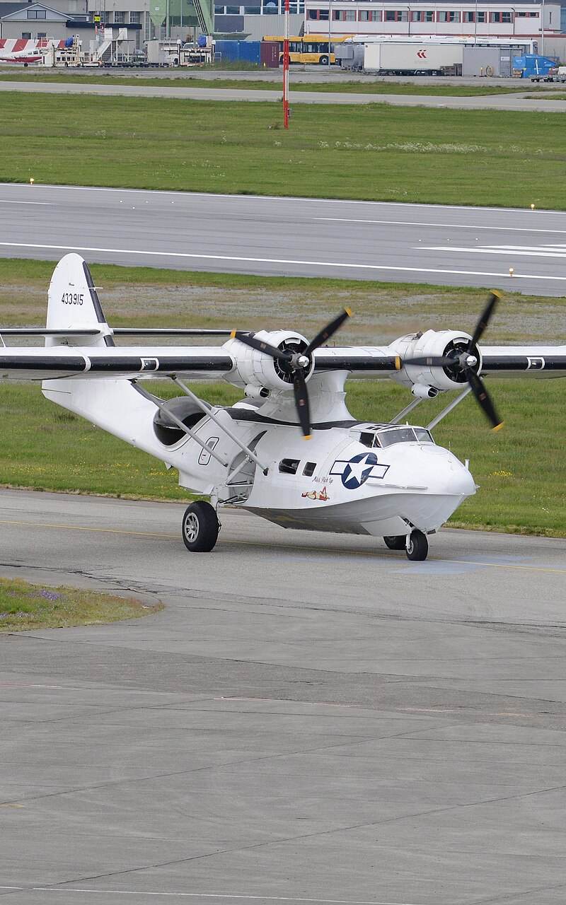  - Twin-engine aircraft