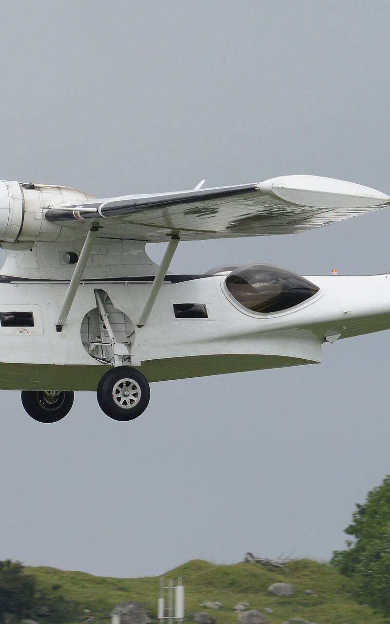  - Twin-engine aircraft