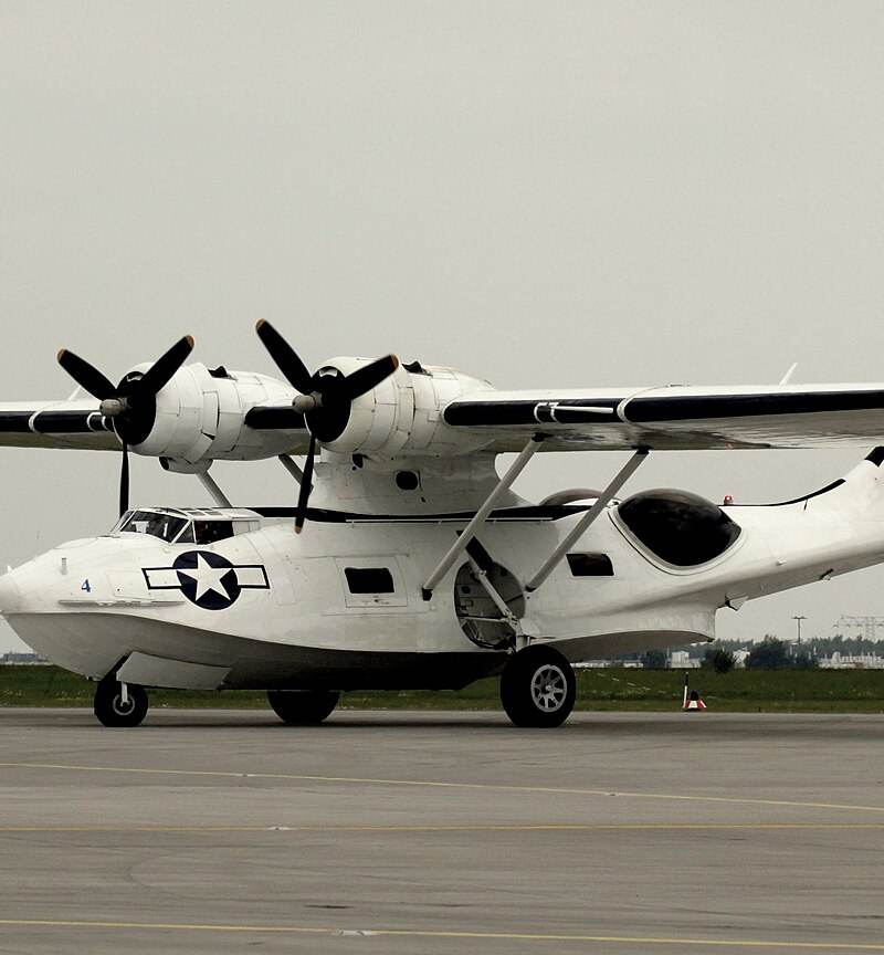  - Twin-engine aircraft