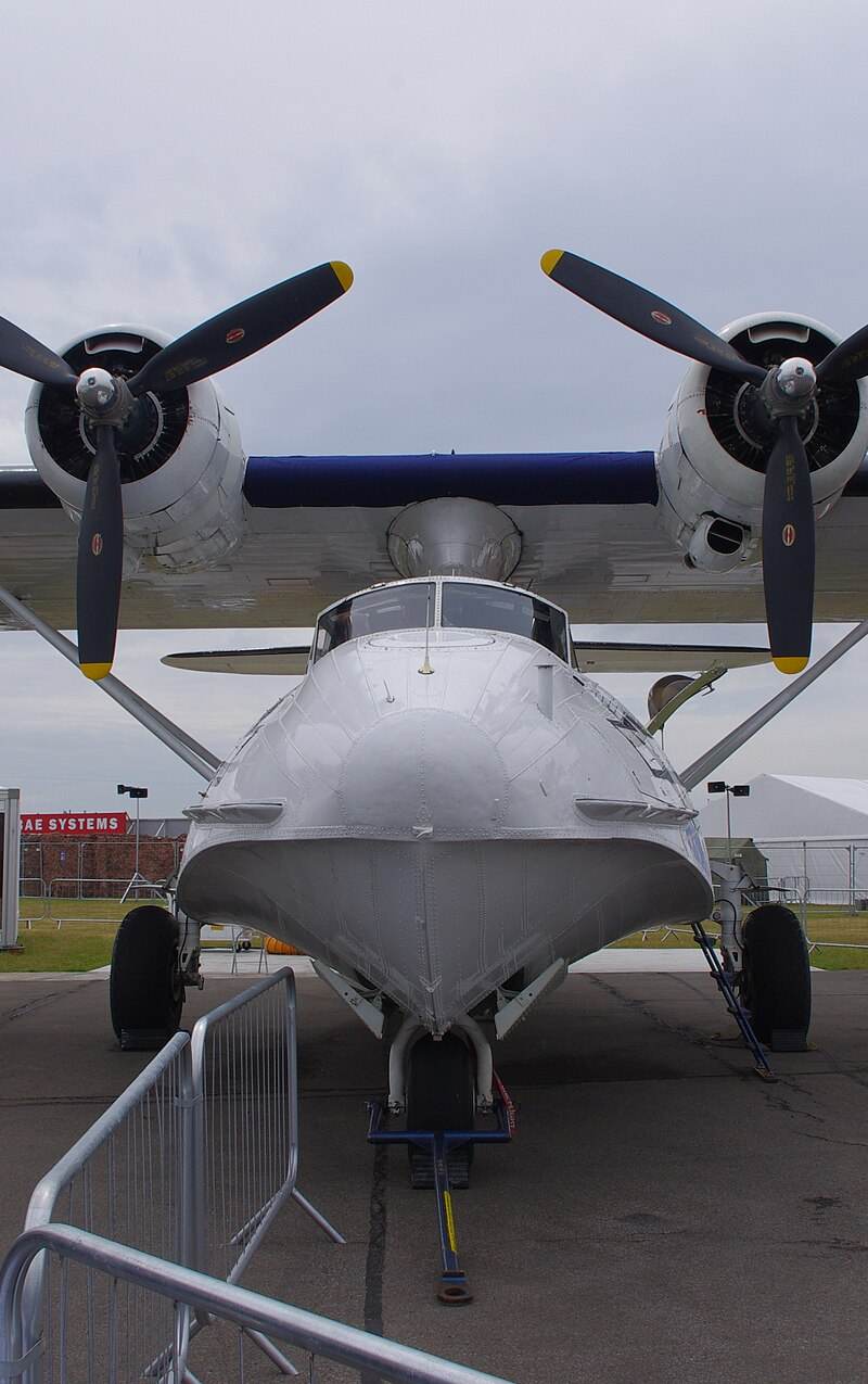  - Twin-engine aircraft