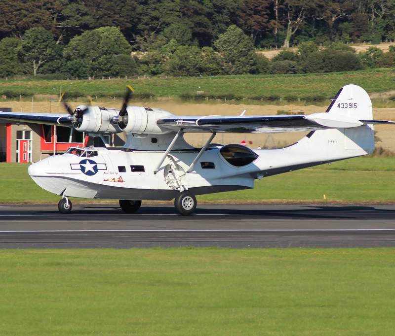  - Twin-engine aircraft