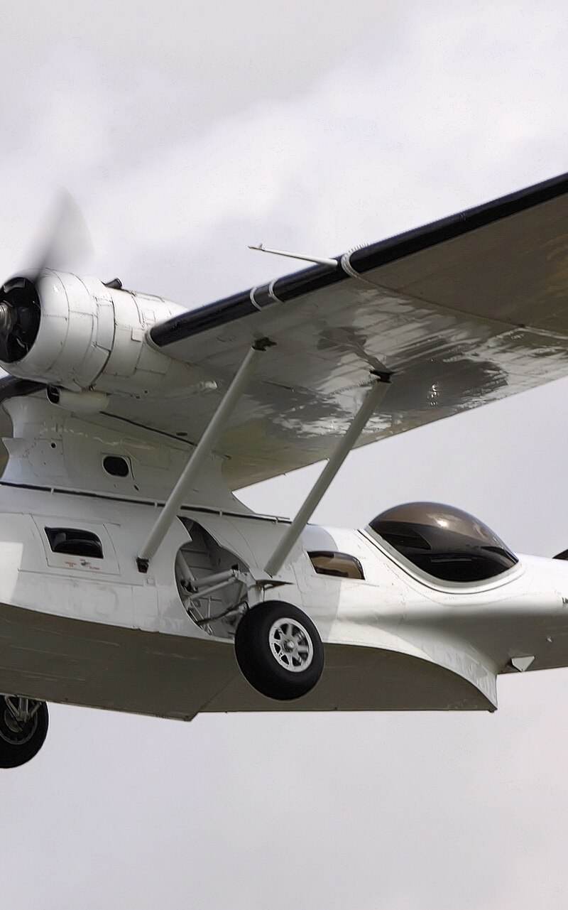  - Twin-engine aircraft