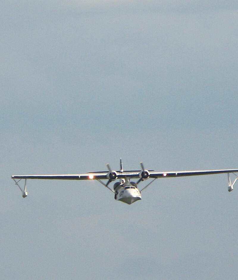  - Twin-engine aircraft