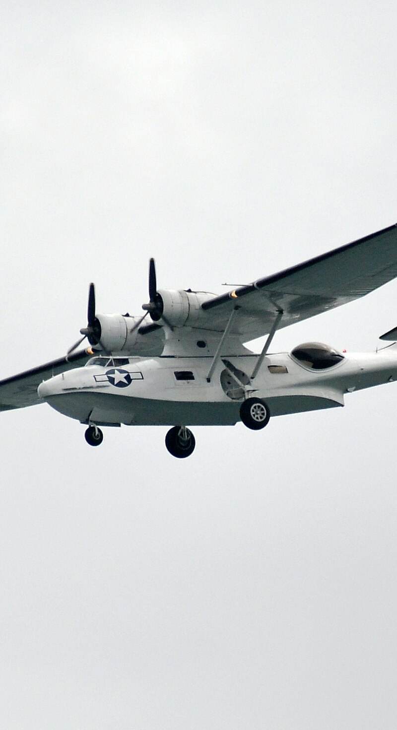  - Twin-engine aircraft