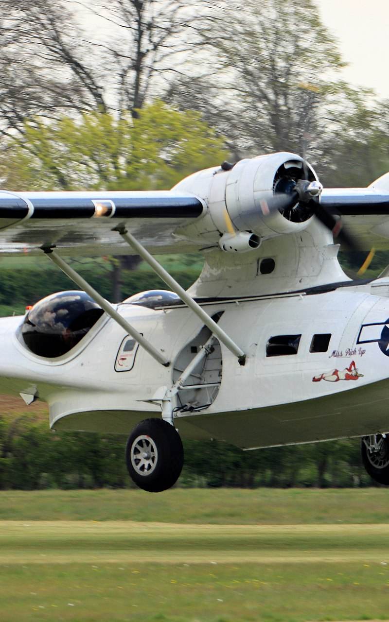  - Twin-engine aircraft