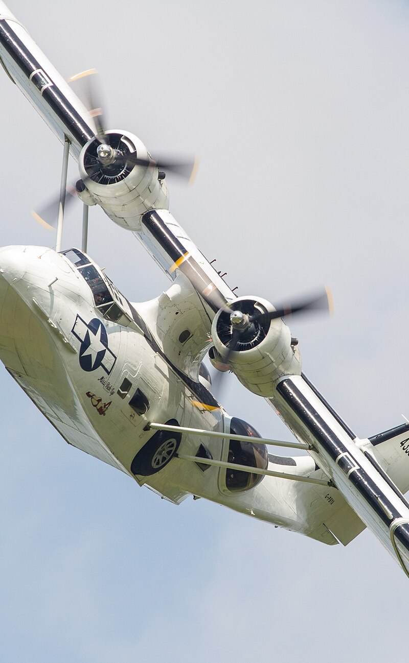  - Twin-engine aircraft