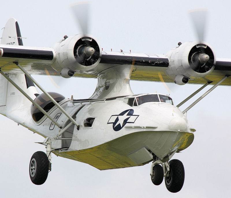  - Twin-engine aircraft