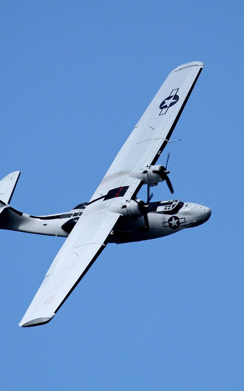  - Twin-engine aircraft