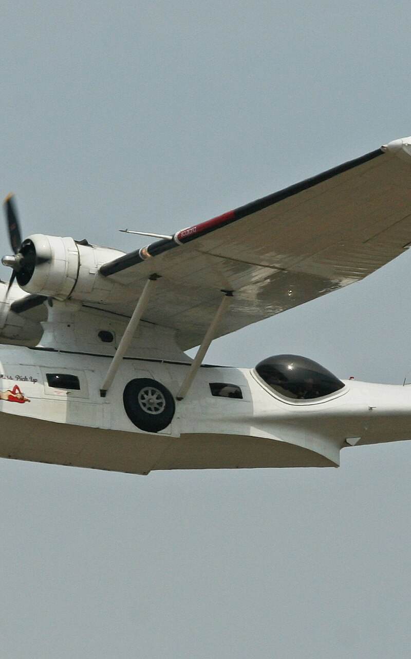  - Twin-engine aircraft