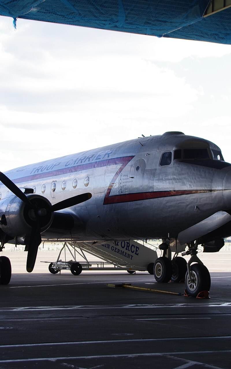  - Aircraft
