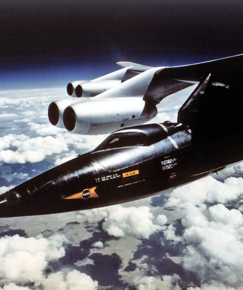  - Aircraft