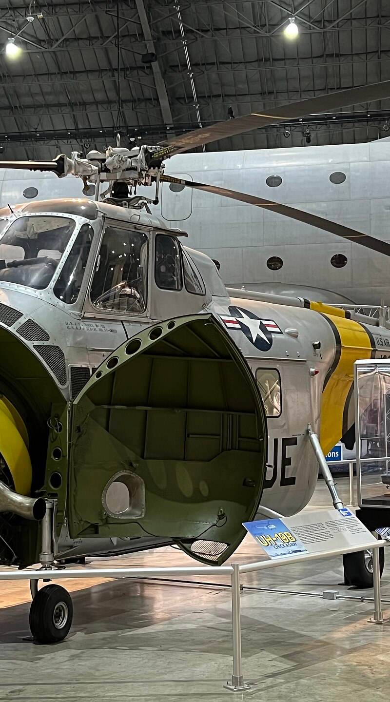  - Helicopter