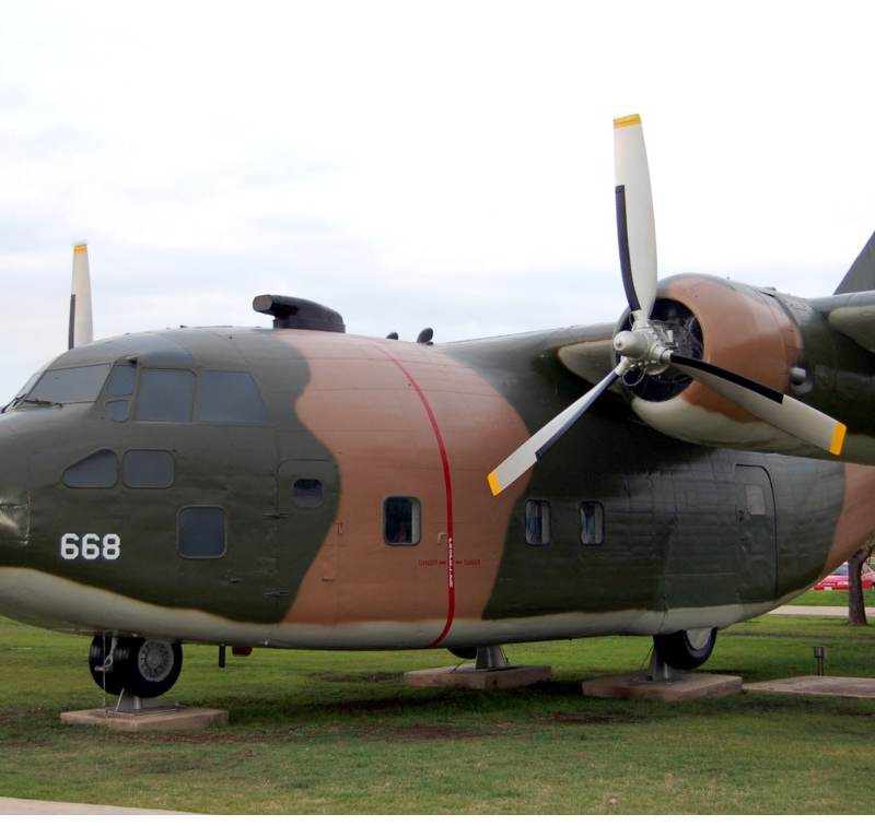  - Twin-engine aircraft