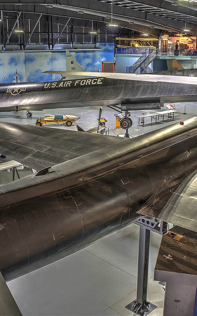  - Twin-engine aircraft
