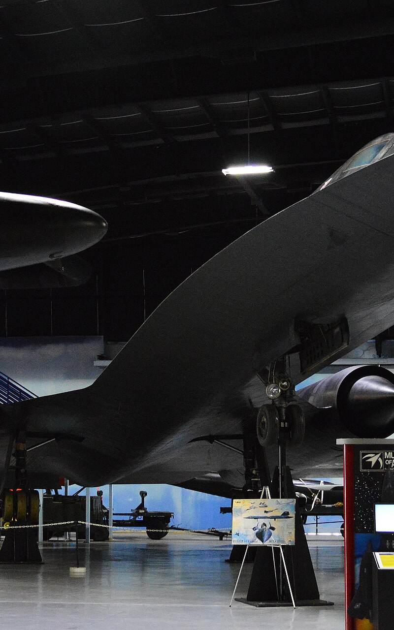  - Twin-engine aircraft