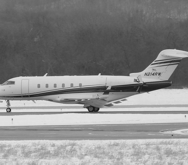 N214RW - Business jet