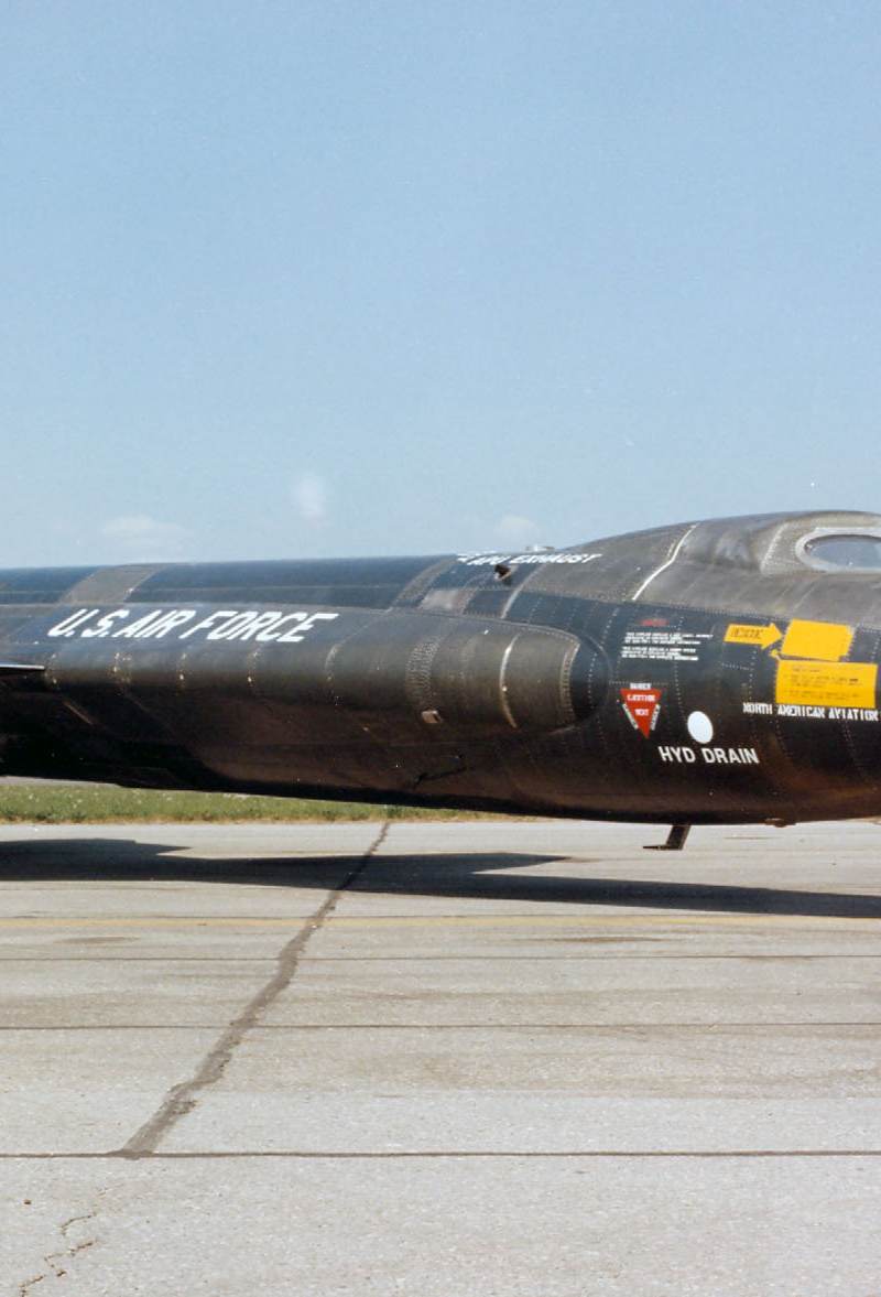  - Aircraft
